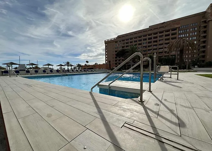 דירה Estudio Pyr Privado Con Piscina Y Playa פואנגירולה